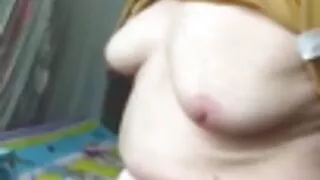India Summer, une enseignante mince et bronzée, suce la bite directement au film x pornovor collège