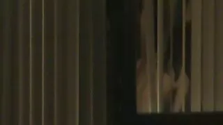 Filles latines sexy exhibant leurs talents film porno français stream de suceuse de bite dans un trio