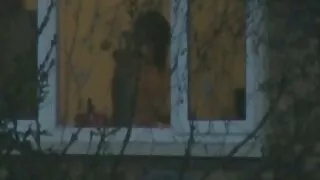 Hussy blonde face assise et se fait porno en francais streaming polir la chatte