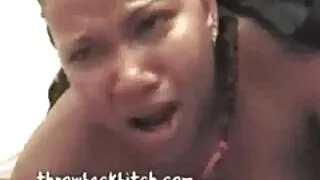 Étalon au sang chaud punit l'anus et la chatte poilue de la méchante films x japonais gratuit milf Lauren Phillips