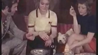 Superbe teen brune baise deux hommes x stream porno et aime la pénétration anale
