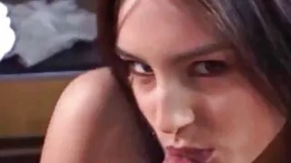 Deux film x streaming vf mecs asiatiques sucent les petits seins d'Arisa Suzufusa