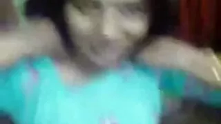 Lenka, une fille sportive et folle de corne, désire se faire lécher la chatte film français gratuit porno juteuse par un gaffer